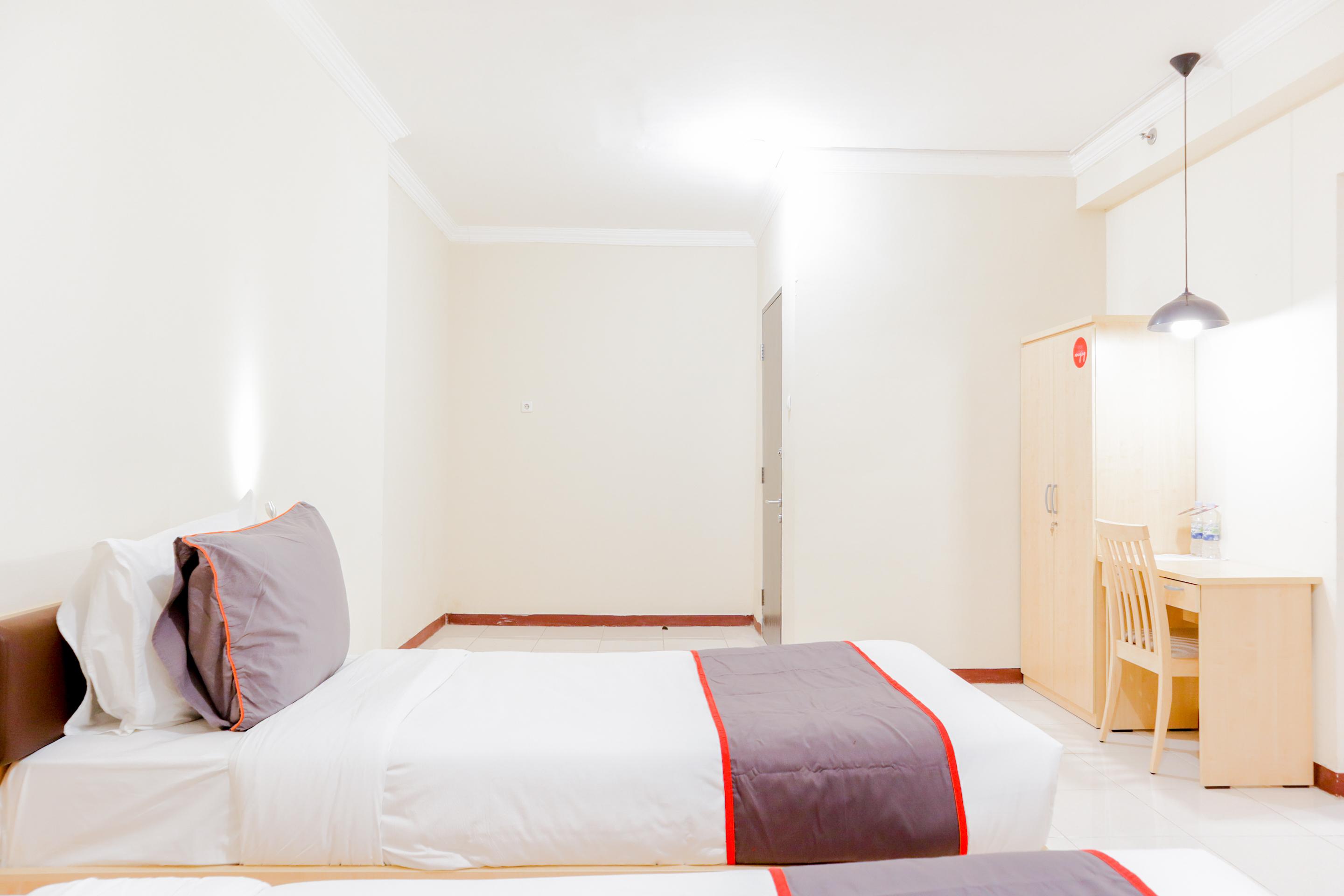 คอลเล็กชั่น โอ 6 แกรนด์ พาเลซ เคมาโยรัน เนียร์ อาร์เอส มิตรา เคลัวร์กา เคมาโยรัน Hotel จาการ์ตา ภายนอก รูปภาพ