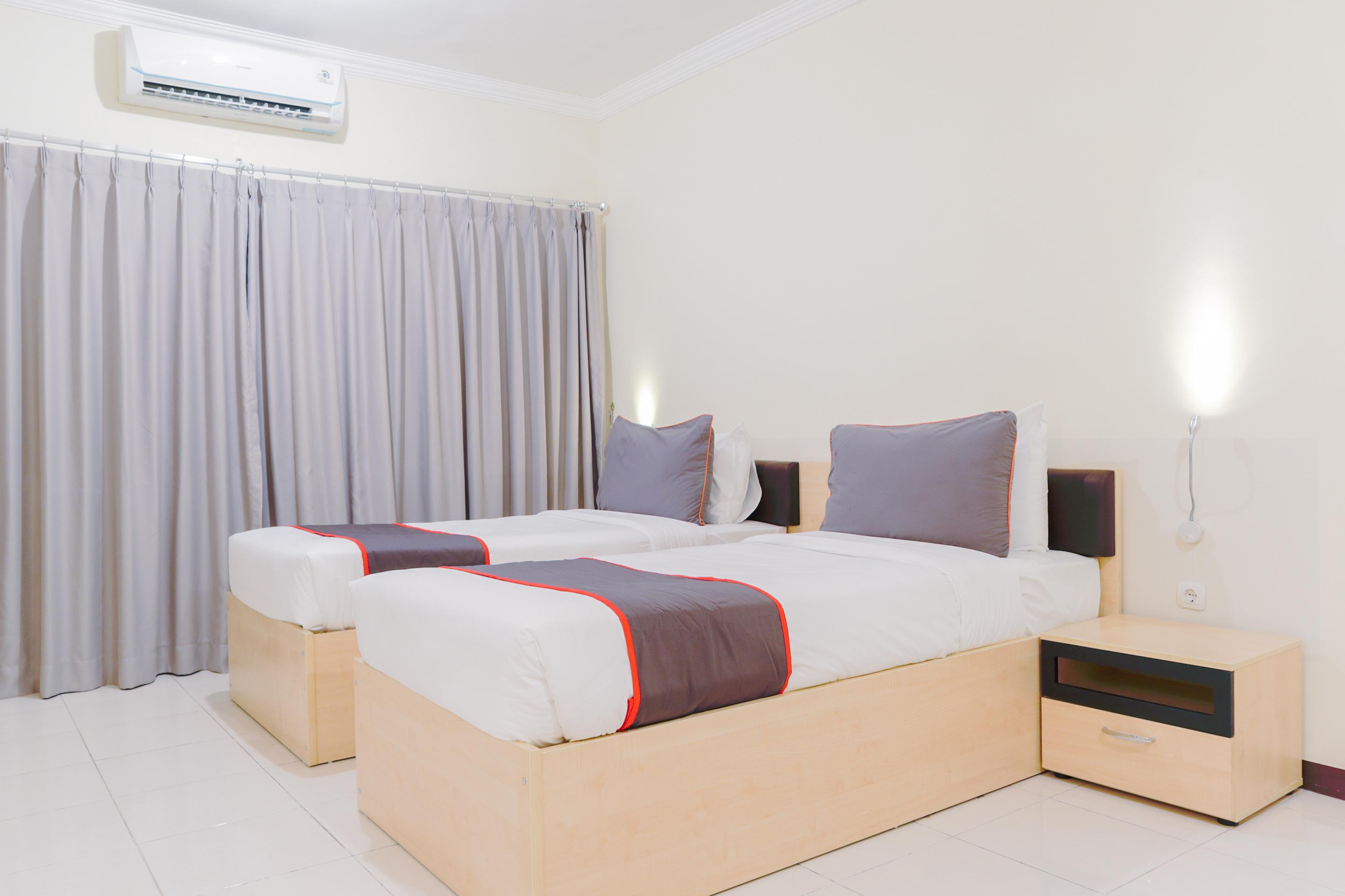 คอลเล็กชั่น โอ 6 แกรนด์ พาเลซ เคมาโยรัน เนียร์ อาร์เอส มิตรา เคลัวร์กา เคมาโยรัน Hotel จาการ์ตา ภายนอก รูปภาพ